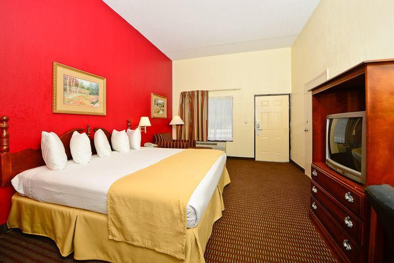 Manchester Heritage Inn & Suites エクステリア 写真